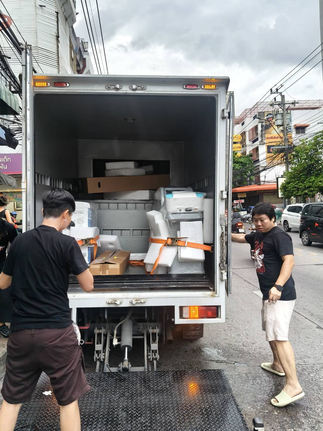 บริการฝากของกลับต่างจังหวัด